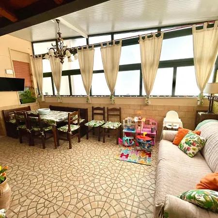 Sicily Little Family 아파트